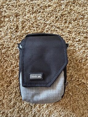 Think Tank Mirrorless Mover 5